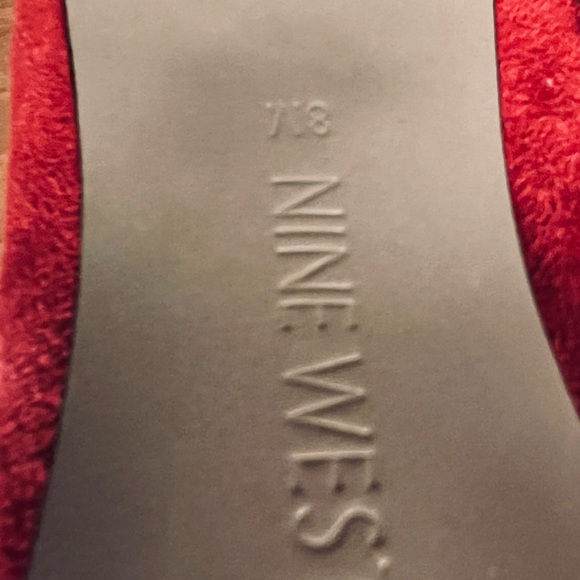 Beautiful shoes!! Comfortable and so adorable!! - Picture 7 of 7